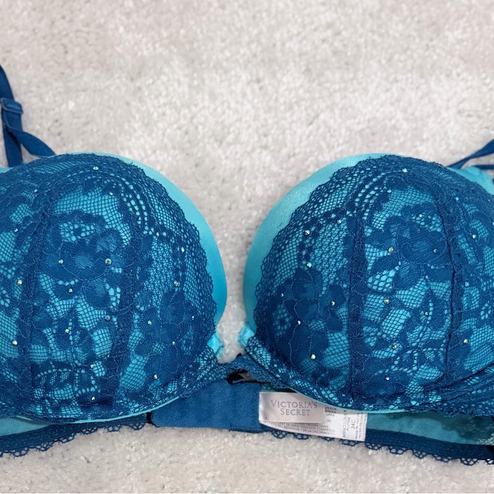 Victoria's Secret Teal Lace Push-Up Bra with Rhinestones - Picture 2 of 5